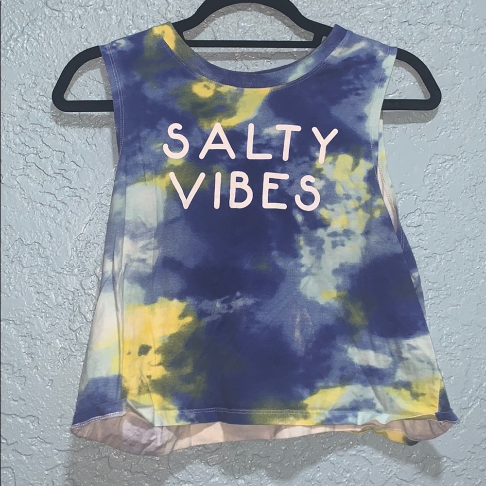 Salty Vibes crop top.